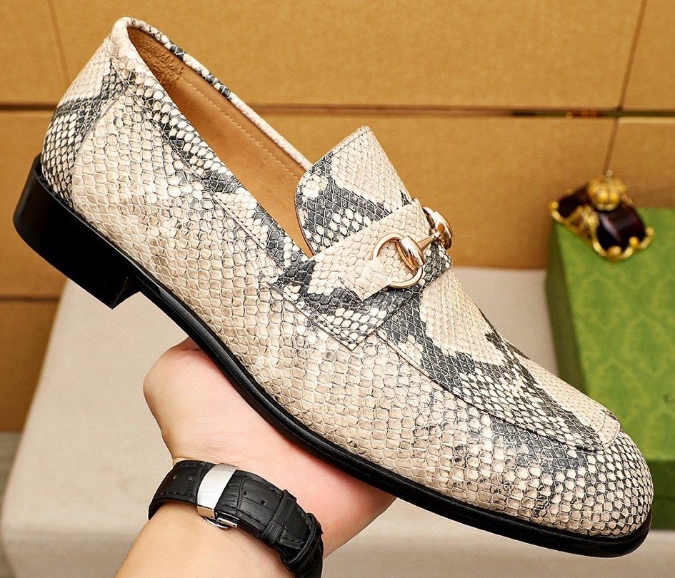 Gucci Snakeskin-Pattern Loafers - Beige and Gray Snakeskin