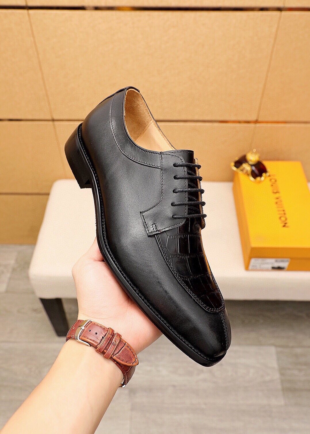 Louis Vuitton Crocodile-Embossed Lace-Up Dress Shoes