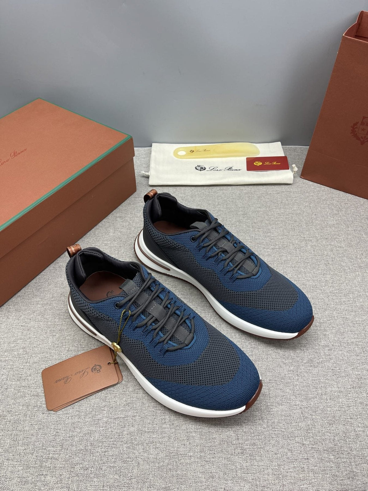Loro Piana Men's Tennis Walk Low-Top Sneakers - Contrasting Sole