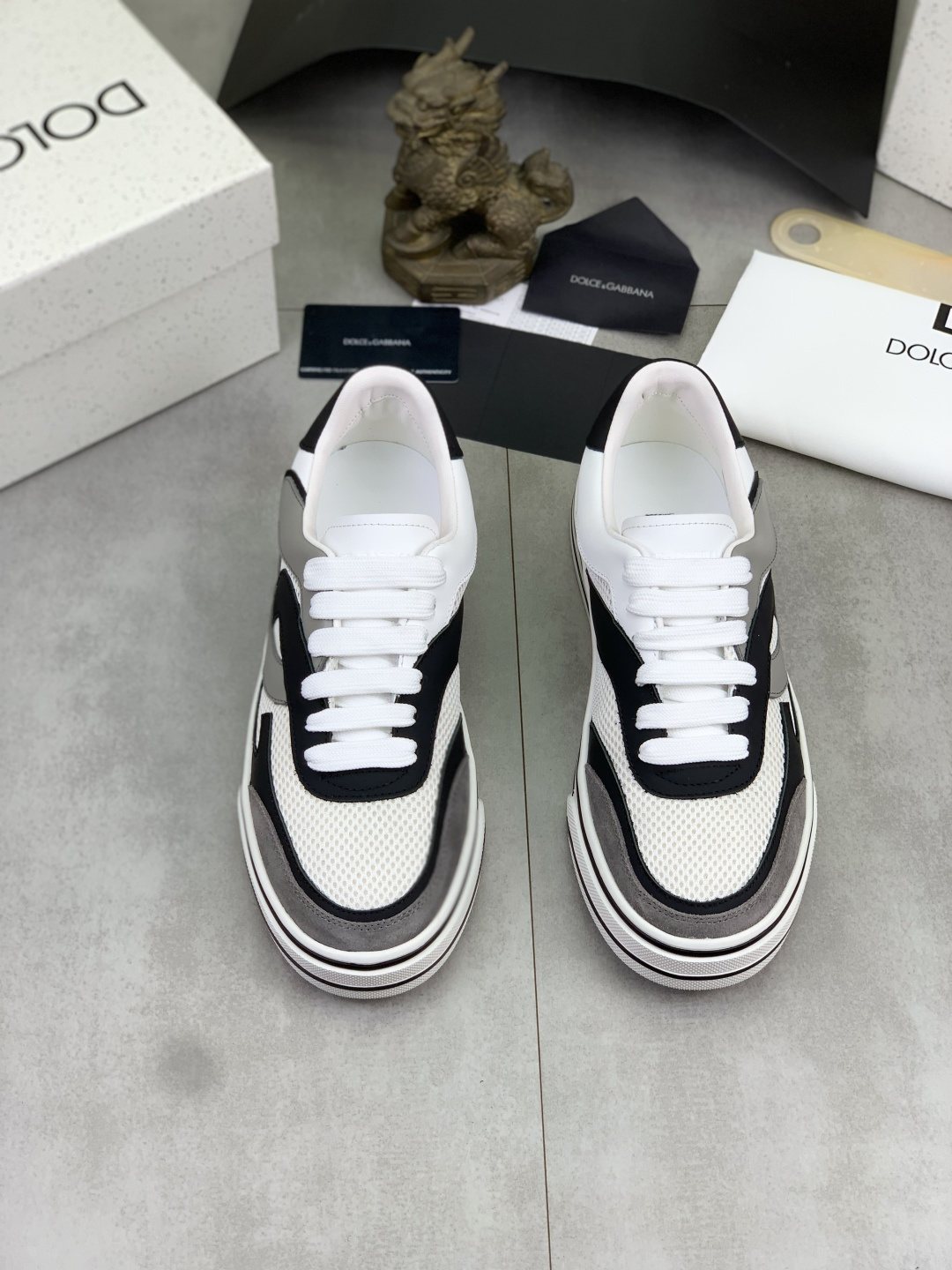 Dolce & Gabbana Patterned Low-Top Sneakers