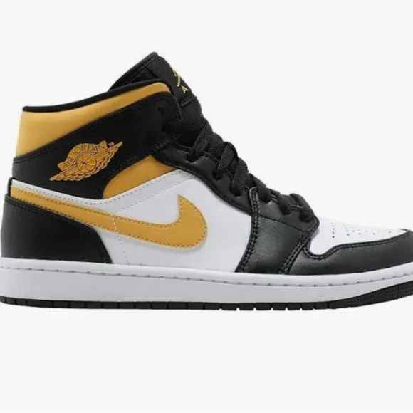 Air Jordan 1 Mid GS 'Black University Gold' Sneakers