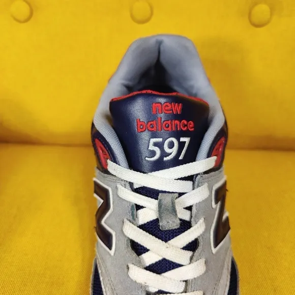 New Balance  597 V1 Gray Red Navy Lace Up Sneakers Casual Men's Shoes Size 10
